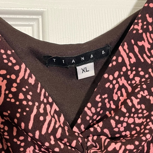 Tiana B. Brown and Pink Stretchy Lightweight Sleeveless MIDI Dress Size XL. - Picture 4 of 5